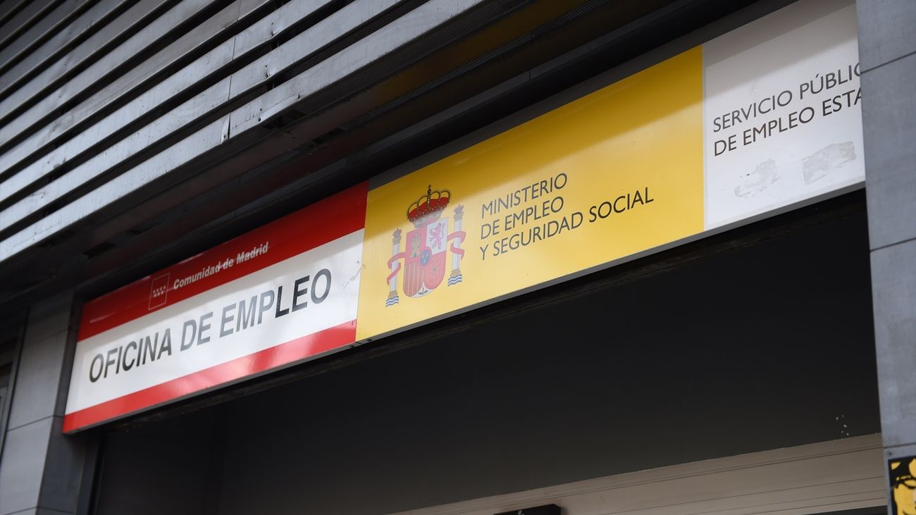 El PP critica el "maquillaje" de los datos del paro y dice que debería incluir 778.000 desempleados más