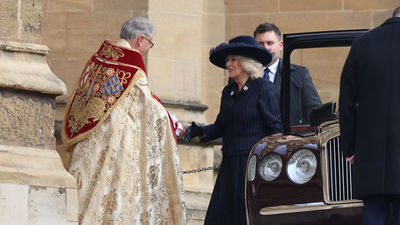 La reina Camila deja sus obligaciones por una semana porque se siente "agotada"