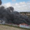 El día después del fuego que arrasó varias naves en Leganés