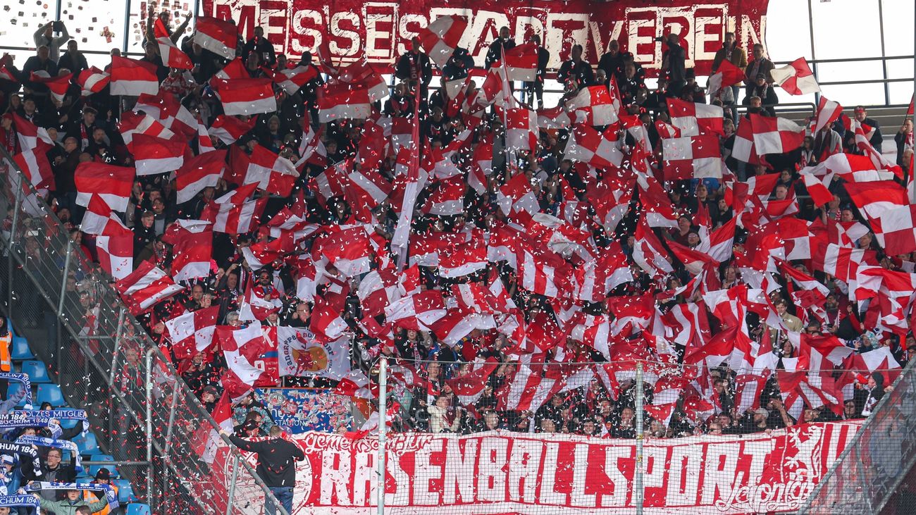 4.250 aficionados del Leipzig en Madrid, récord del club en una visita europea