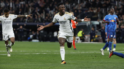 El Real Madrid pasa a cuartos de la Champions y esquiva el drama