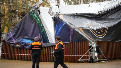 El viento y la lluvia, causas del desplome de la carpa del planetario de Sevilla