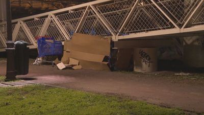 Hallan muerta a una indigente de 40 años bajo un puente en el Parque de la Bombilla, en Madrid