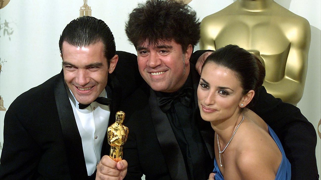 Pedro Almodóvar con Antonio Banderas y Penélope Cruz