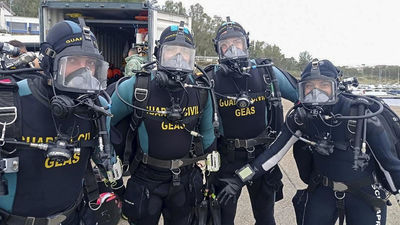 "Si le pones ganas y energía, lo puedes conseguir", Maru, la primera mujer en los 'buzos' de la Guardia Civil