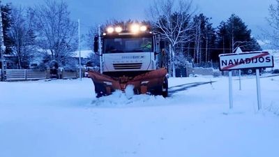 Más de 630 camiones bloqueados por la nieve, la mayoría en la A-1, en Segovia y Madrid