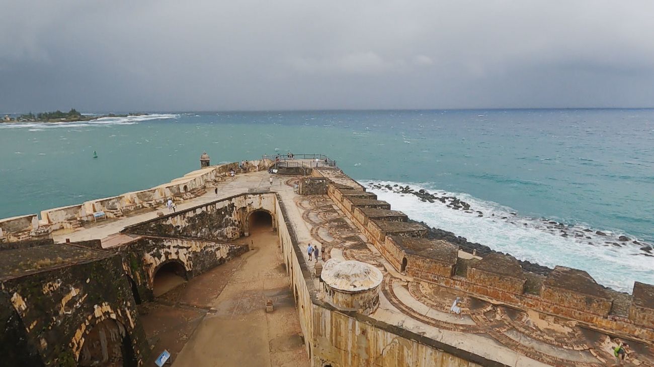 'El Morro', la ciudadela española que defendía la bahía de San Juan, Puerto Rico