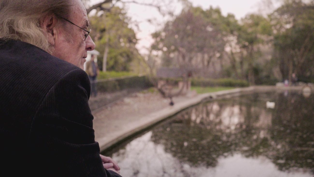 Firmas para añadir el nombre de Aute al parque Fuente del Berro