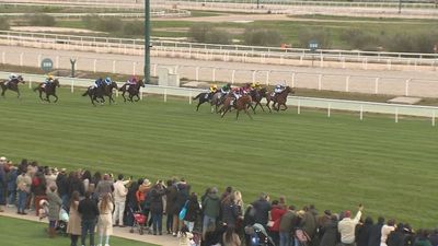 El Hipódromo de La Zarzuela inaugura la temporada con éxito de público