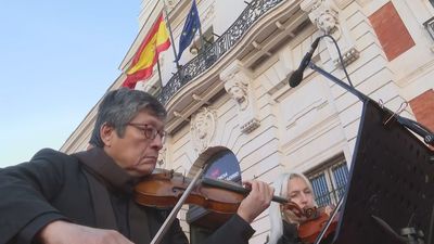 Así doblaron las campanas de Madrid en honor a las víctimas del 11-M veinte años después
