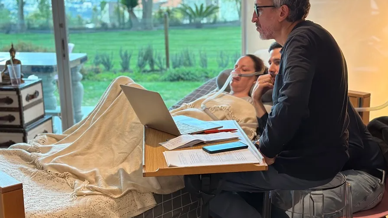 Muere Paola Roldán, la mujer con ELA que logró la despenalización de la eutanasia en Ecuador