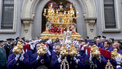 Hasta 22 calles de Madrid 'se peatonalizan' por las procesiones sumando un área más: la Puerta de Sol