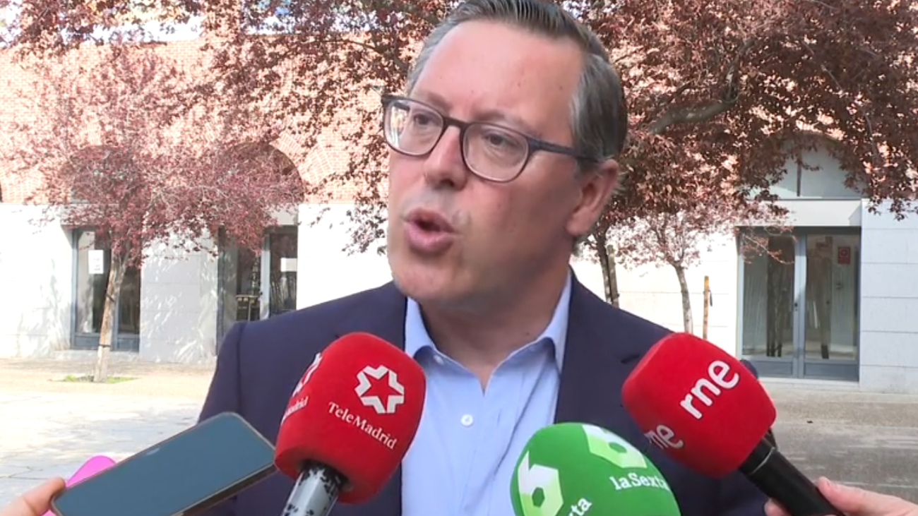 Serrano acusa al Gobierno de usar "todos los resortes del Estado para tapar escándalos" como la amnistía o 'caso Koldo'