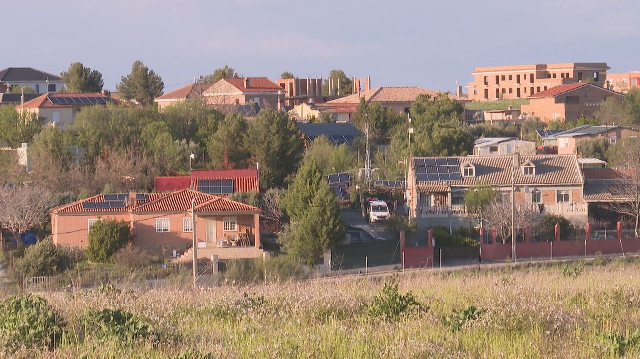 Vecinos de Mejorada denuncian la instalación de gran parque fotovoltaico  a las puertas de sus casas