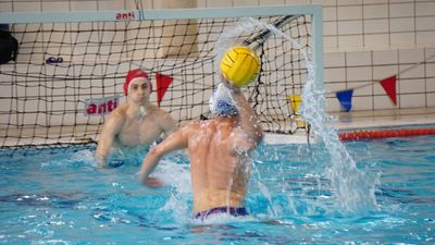 Boadilla y Ciudad de Rivas, campeones de Madrid de waterpolo