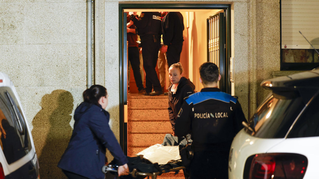 Un hombre mata a su expareja en Ribeira, La Coruña