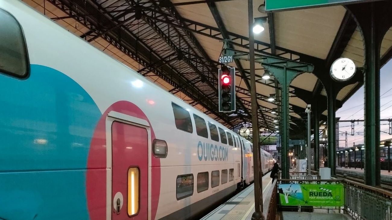 Tren de Ouigo en la estación 'Valladolid-Campo Grande'