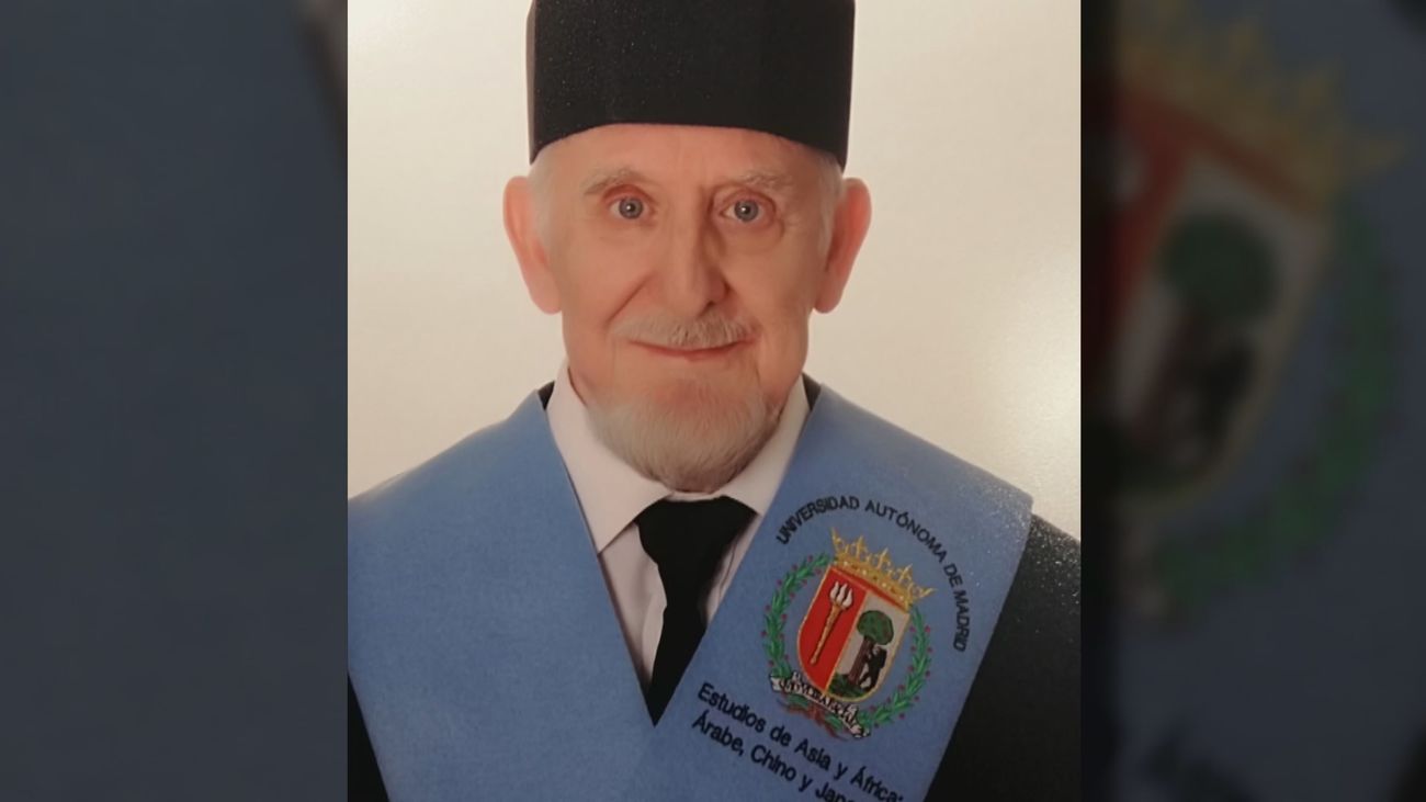 "El estudio me ha aportado afán por saber todavía más", Luis, 80 años, 10 carreras universitarias y alumno de la Autónoma