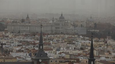 El tiempo en Madrid este domingo: calima y algún chubasco, con temperaturas más bajas