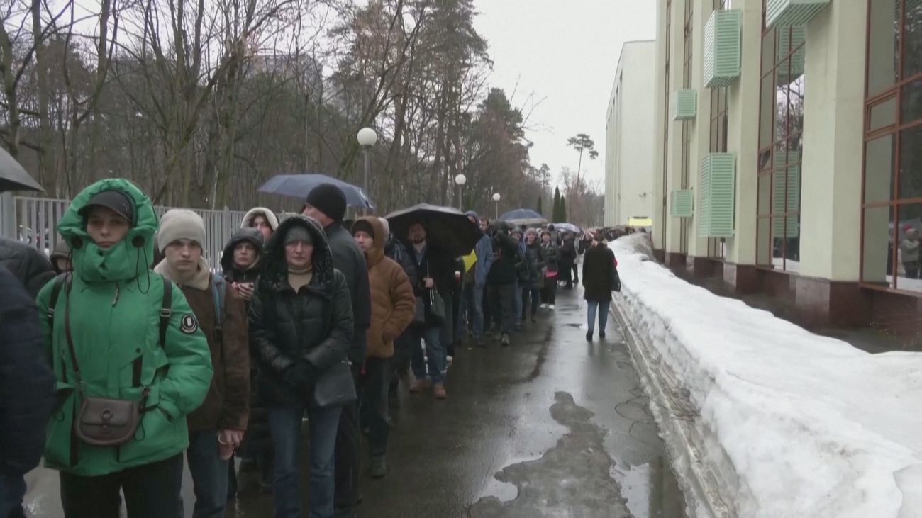 Putin clama venganza contra quienes encargaron el "salvaje" atentado de Moscú