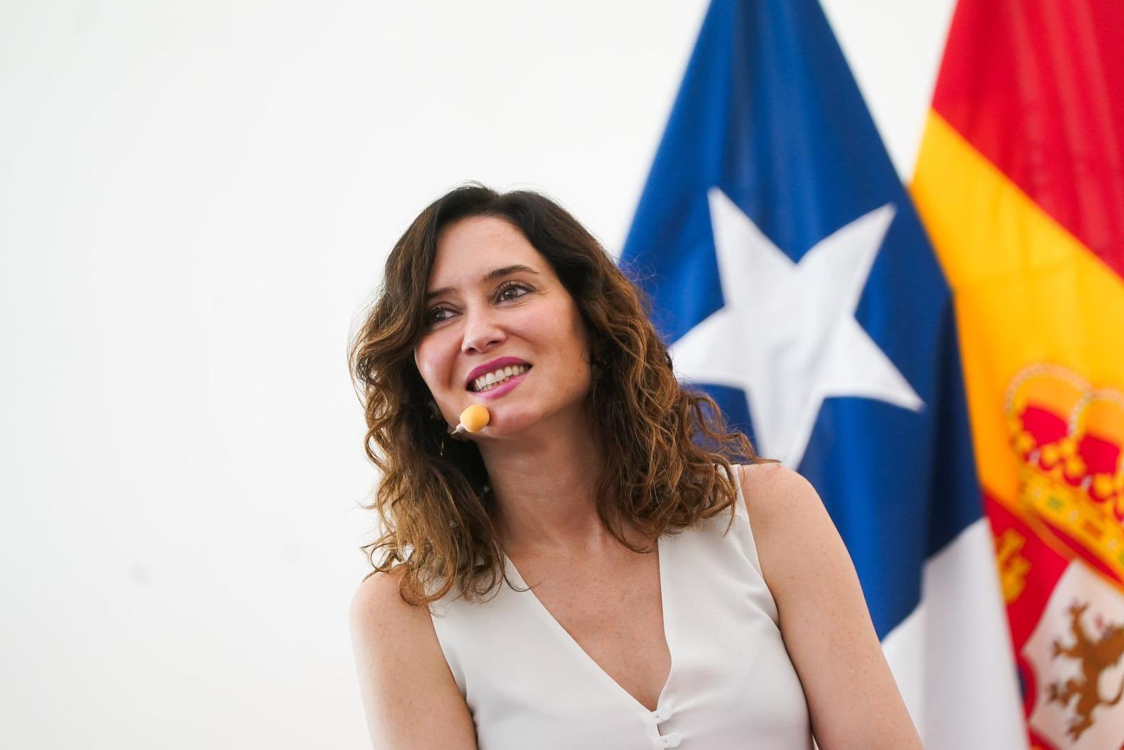 Ayuso alerta desde Chile contra la "normalización del crimen en España"