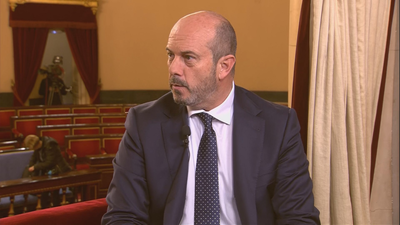 Rollán afirma que la ley de amnistía es una "modificación encubierta" de la Constitución