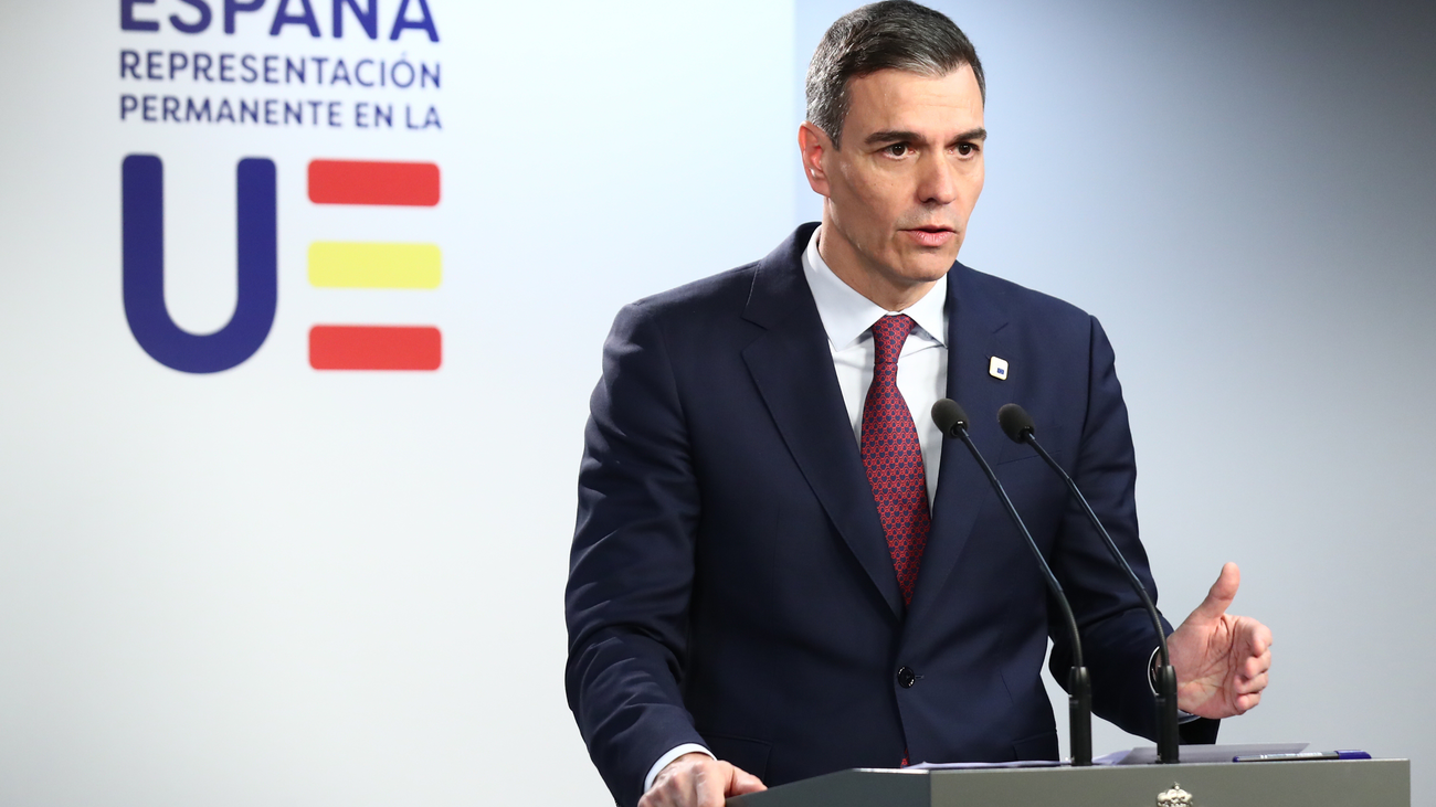 Sánchez recurrirá al Constitucional para parar  la iniciativa del Parlament que pide declarar la independencia