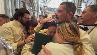 La Semana Santa malagueña se llena de lágrimas por la lluvia