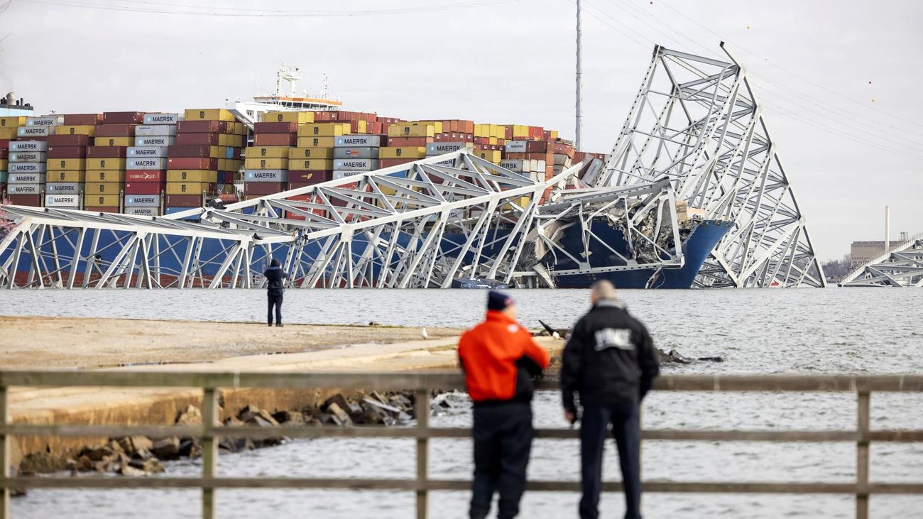 El carguero 'Dali' provoca el colapso del puente Scott Key en Baltimore