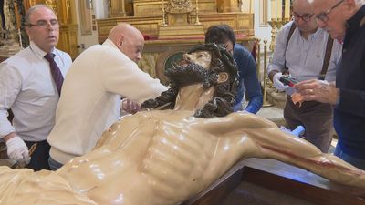 Martes Santo en Madrid, con el traslado del Cristo de los Alabarderos