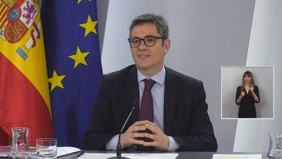El Gobierno niega que esté negociando con ERC la celebración de un referéndum de autodeterminación