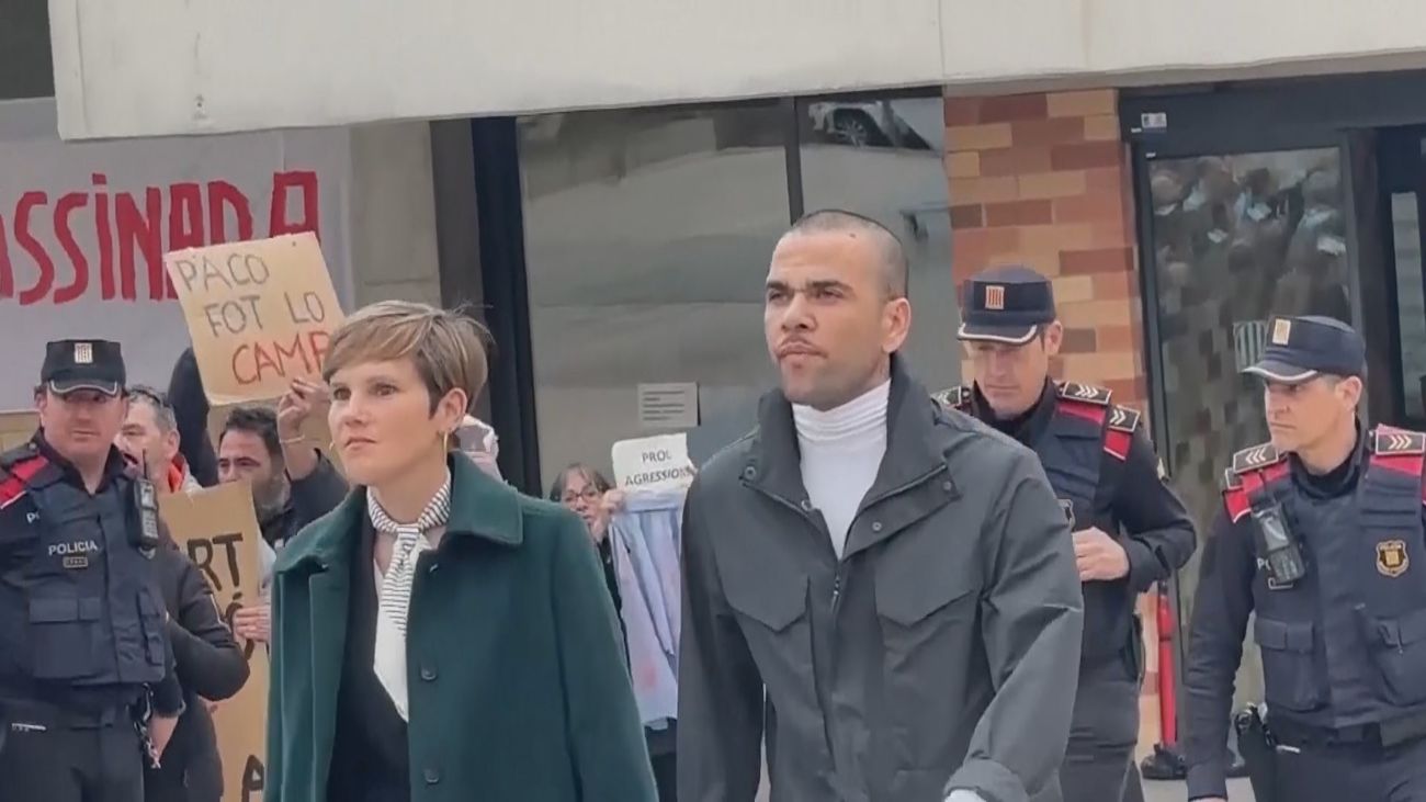 La abogada de la víctima afirma que la libertad de Alves es un golpe a su "recuperación emocional"