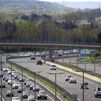 Atascos en la A-1, A-3, A-5 y en la M-50 en la operación salida de Jueves Santo en Madrid