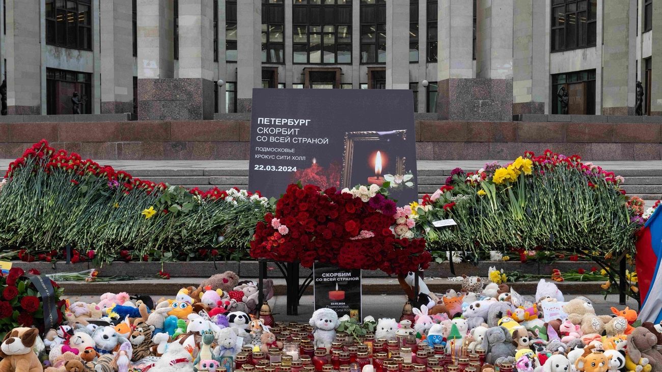 Memorial en honor a las víctimas del atentado del Crocus City Hall