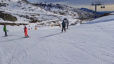 Las estaciones de esquí ofrecen este fin de semana 552 kilómetros de nieve