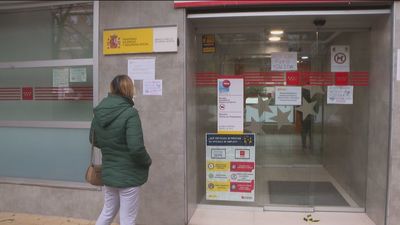 El paro baja en España en enero al 10,4% aunque sigue más que duplicando la tasa de la OCDE