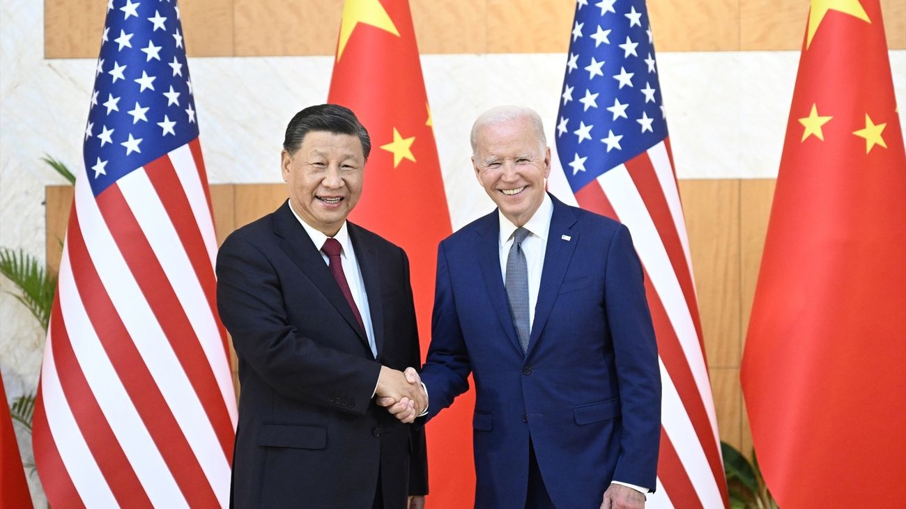 Joe Biden y Xi Jinping, en un encuentro en Bali en 2022