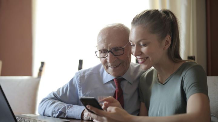 Hacienda atenderá por videoconferencia a mayores de municipios pequeños