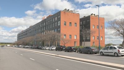 Noche sin luz para los okupas de Leganés por la intervención de los vecinos