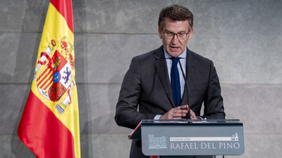 Feijóo acusa a Sánchez de "usurpar" la democracia: "Hemos pasado del muro al búnker"