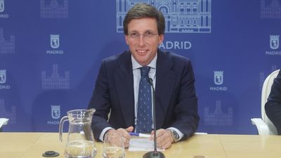 Almeida afronta "muy tranquilo" su ausencia en el Ayuntamiento durante su luna de miel