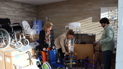 Galapagar implanta un servicio gratuito de teleortopedia para prestar material a los vecinos