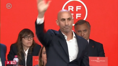 La juez de la 'Supercopa' sigue el rastro del dinero: 15 bancos, 96 cuentas de Piqué y 36 de Rubiales