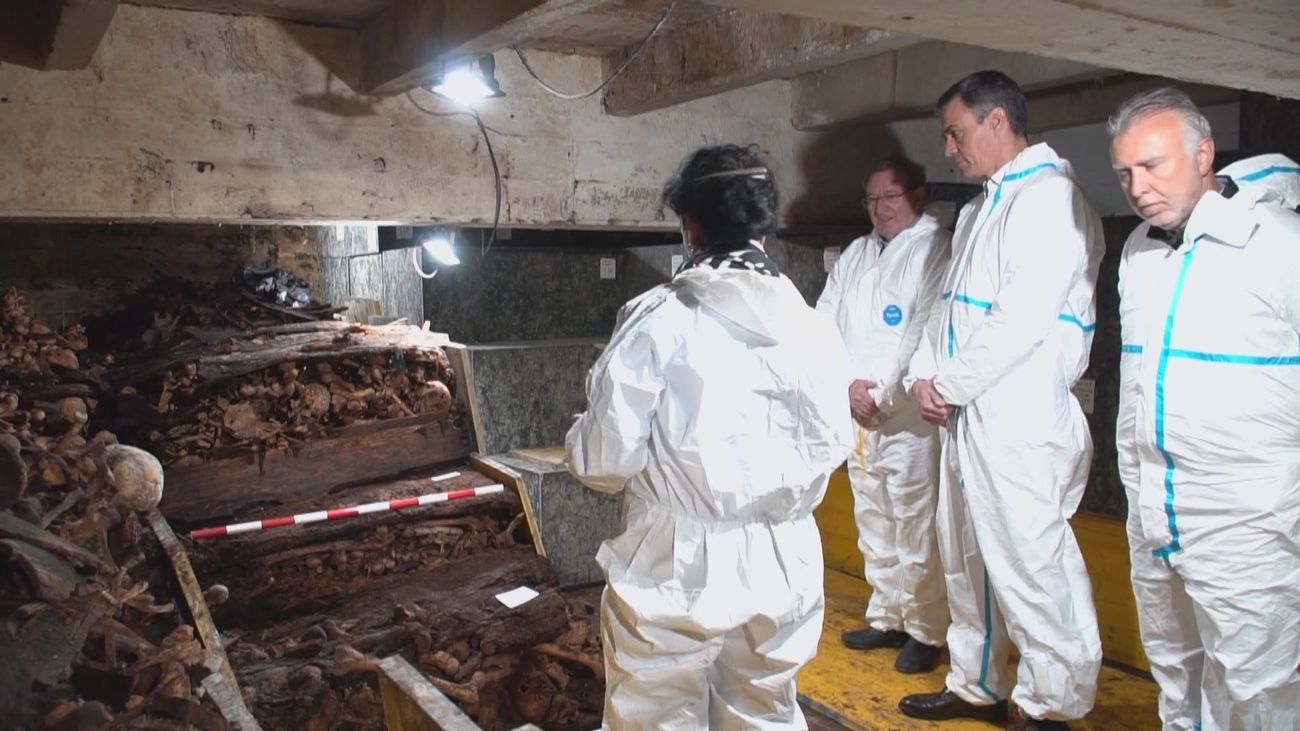 El Gobierno invita a familiares del Valle a visitar las exhumaciones tras sus quejas