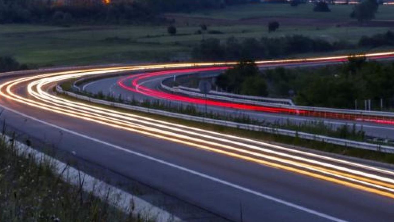 Carretera con luces led