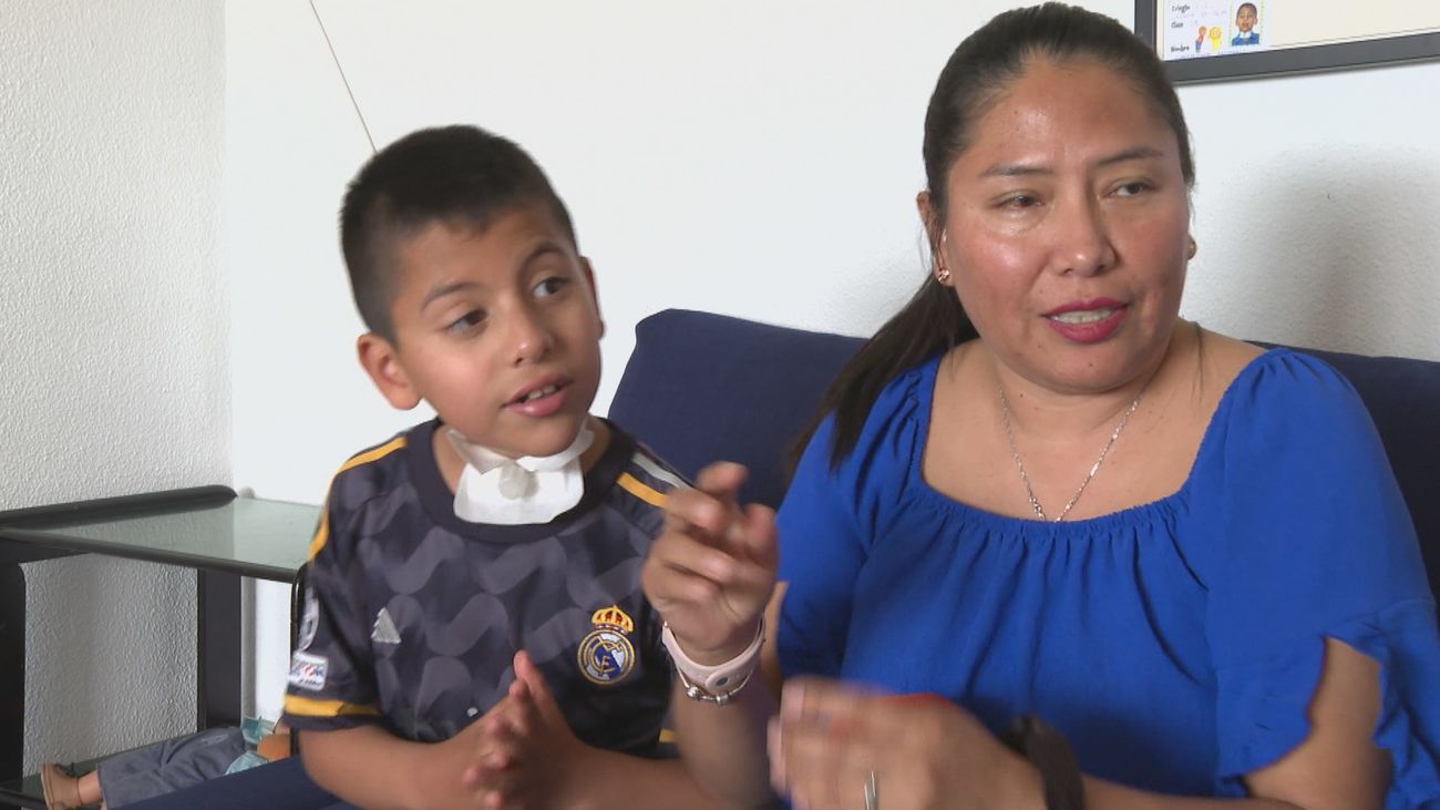 La angustiosa petición de la familia de Christofer, a quien robaron su respirador: "La vida del niño está en esa maleta"