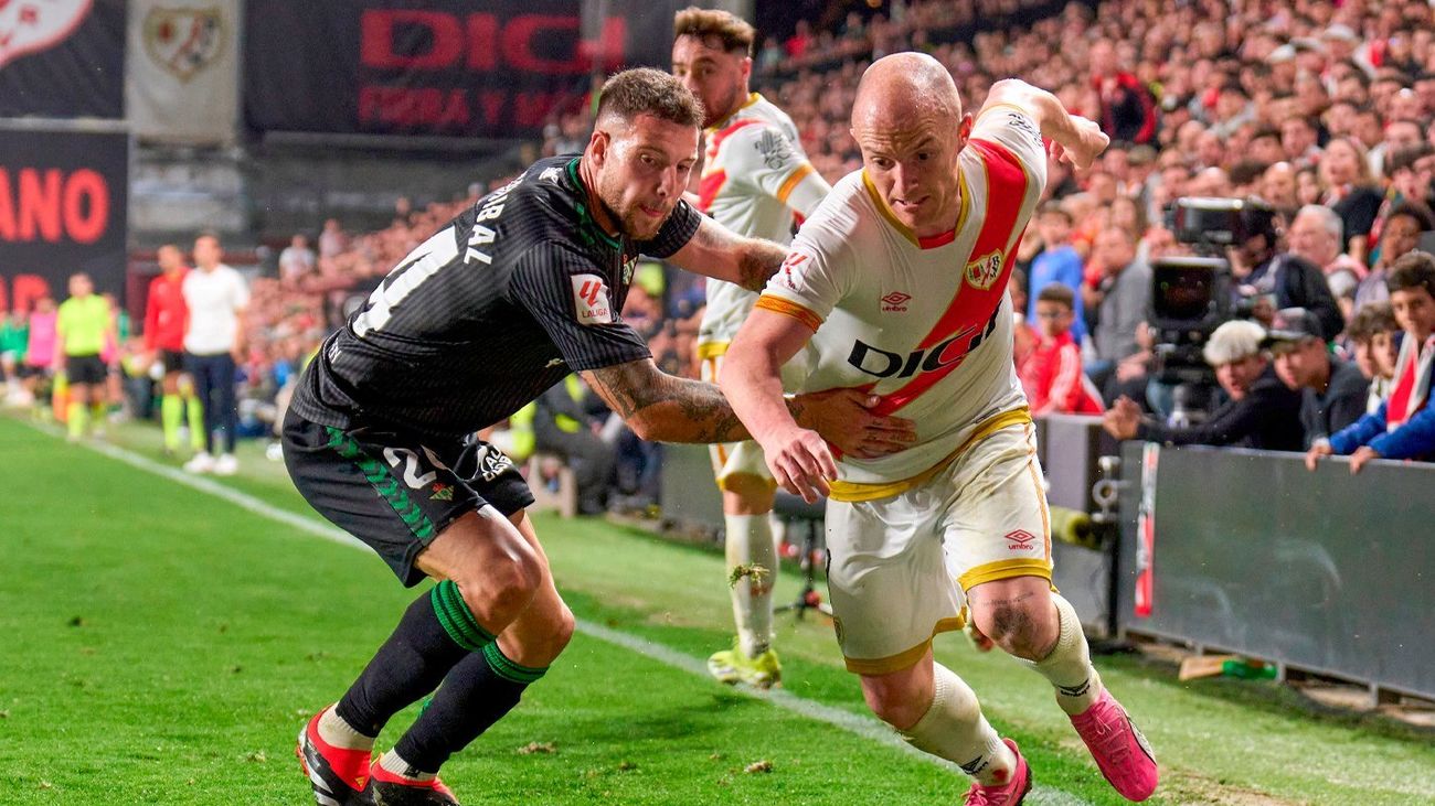 Isi Palazón ante el Betis