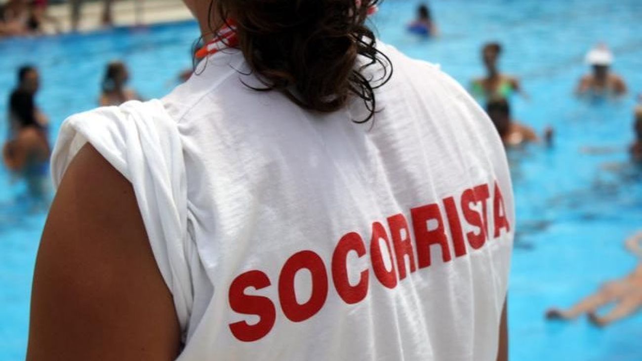 Se ofrecerán entre ocho y diez mil puestos de trabajo de socorristas en la Comunidad de Madrid
