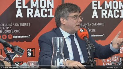 Puigdemont condiciona su apoyo a Sánchez a los pactos que alcance el PSC tras los comicios catalanes