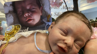 La feria Daris vuelve a Madrid con cientos de muñecos bebés hiperrealistas